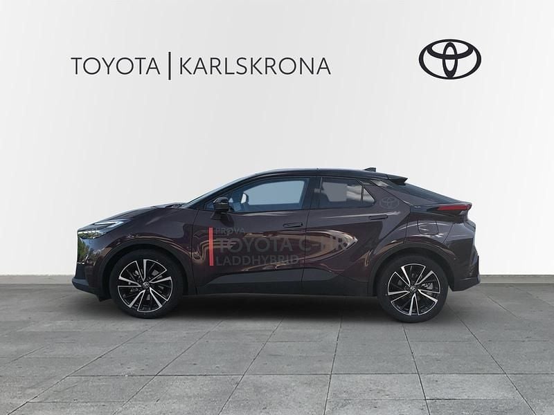 Begagnad Toyota C-HR Executive 226 HK (166 kW) 2025 Lila SUV