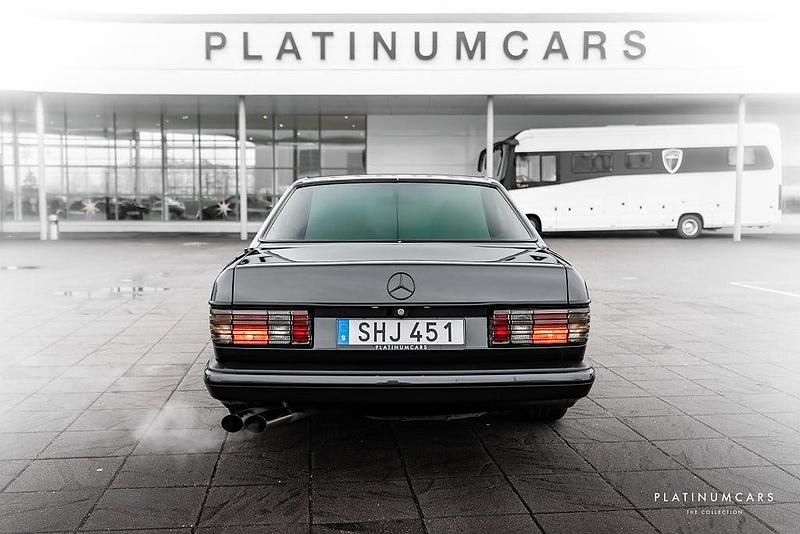 Begagnad Mercedes S500 252 HK (185 kW) 1991 Grå metallic Sedan