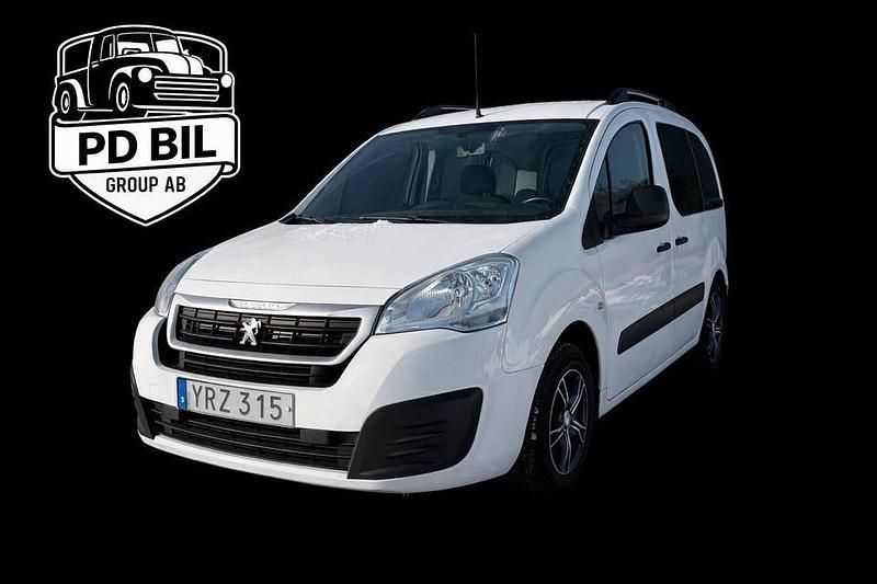 Begagnad Peugeot Partner Tepee 99 HK (72 kW) 2017 Vit Minibuss