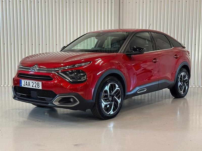 Röd Begagnad 2022 Citroën C4 PureTech Halvkombi | 219 900 kr (Bra pris) - Bild 1/4