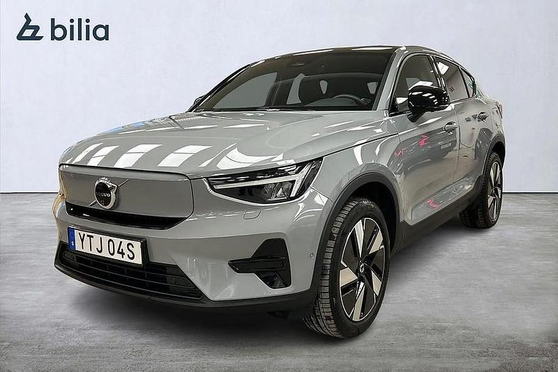 Grå Begagnad 2024 Volvo EC40 Single Motor Extended Range SUV | 419 900 kr (Marknadspris) - Bild 1/3