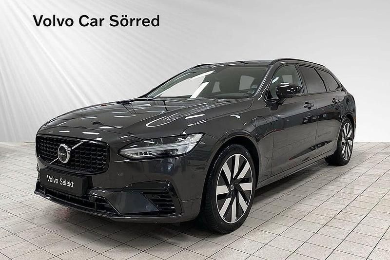 Grå Begagnad 2024 Volvo V90 Plus Kombi | 484 900 kr (Marknadspris) - Bild 1/3