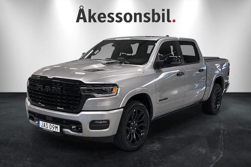 Ny RAM 1500 548 HK (403 kW) 2025 Grå Pickup