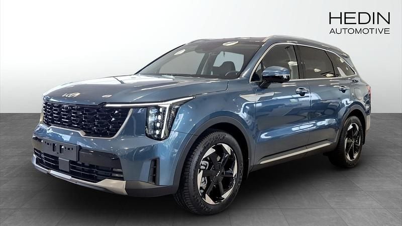 Blå (blue) Ny 2025 Kia Sorento Advance SUV | 624 890 kr - Bild 1/4