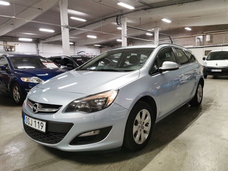 Grå Begagnad 2015 Opel Astra drive Kombi | 54 900 kr (Lite dyr) - Bild 1/4