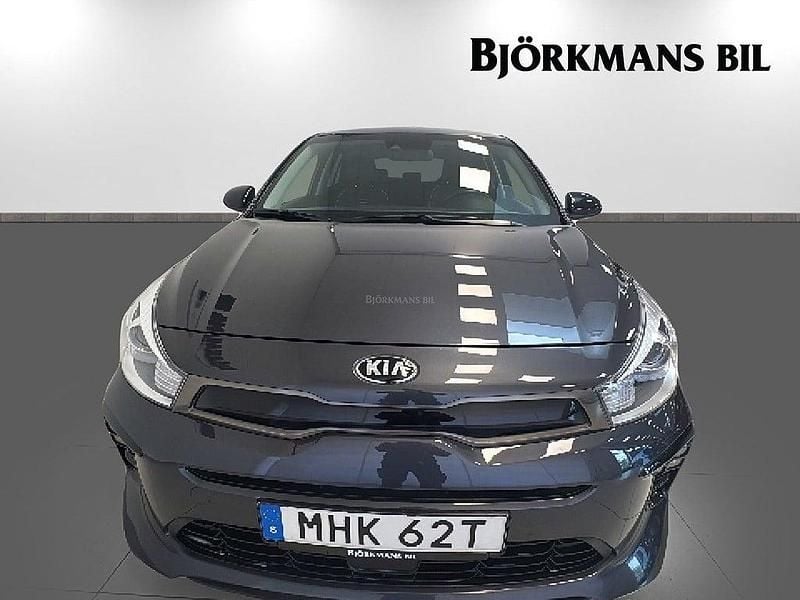 Begagnad Kia Rio GT-Line 120 HK (88 kW) 2020 /abt/ platinum graphite Sedan