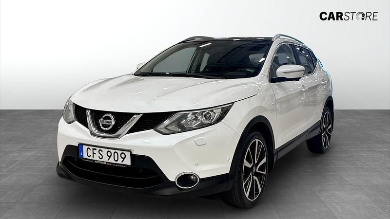 Vit Begagnad 2014 Nissan Qashqai SUV | 84 900 kr - Bild 1/4