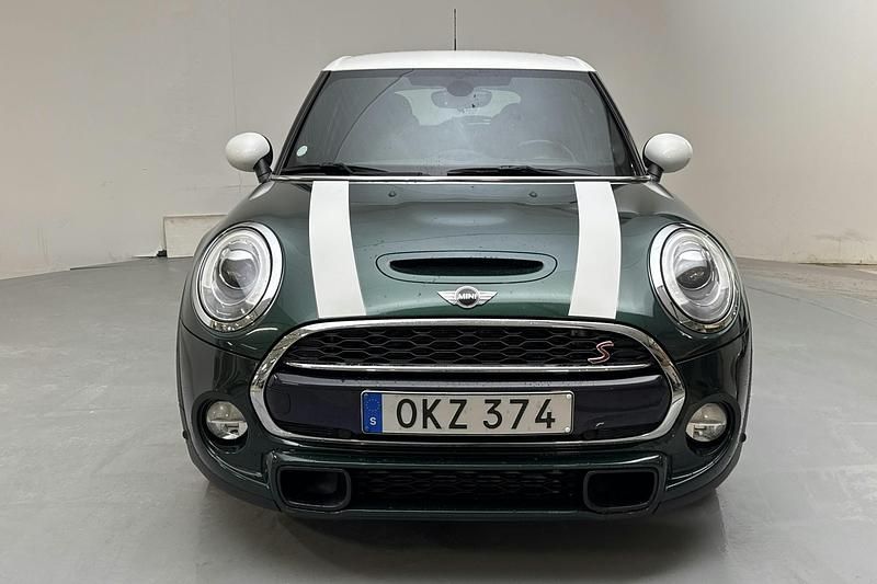 Begagnad Mini Cooper S Hatch 192 HK (141 kW) 2017 Grön Halvkombi