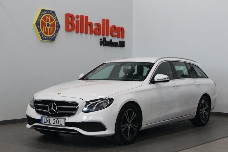 Vit Begagnad 2019 Mercedes E200 Kombi | 259 900 kr (Marknadspris) - Bild 1/4