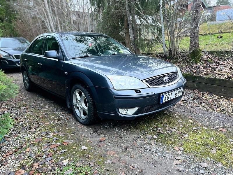 Begagnad 2006 Ford Mondeo Halvkombi | 6 000 kr (Superpris) - Bild 1/4