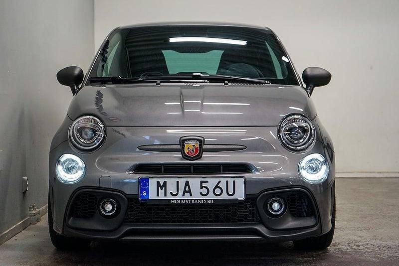 Begagnad Abarth 595 165 HK (121 kW) 2024 Grå Halvkombi