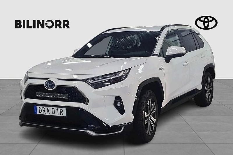 Vit Begagnad 2022 Toyota RAV4 Hybrid Edition SUV | 399 900 kr (Marknadspris) - Bild 1/4