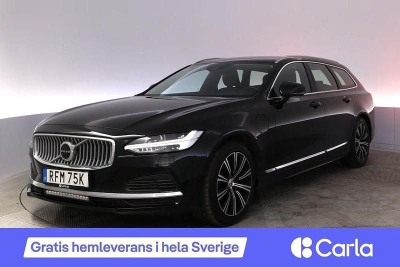 Svart Begagnad 2021 Volvo V90 Momentum Kombi | 324 900 kr (Marknadspris) - Bild 1/2