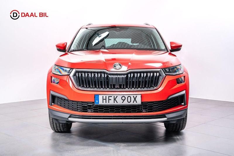 Begagnad Skoda Kodiaq Business Line 200 HK (147 kW) 2021 Röd SUV