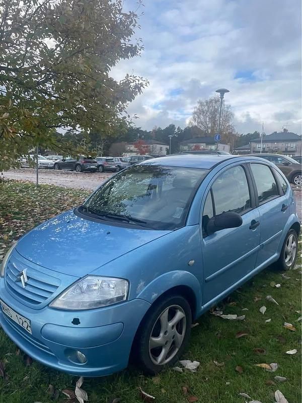Blå Begagnad 2005 Citroën C3 Halvkombi | 15 500 kr (Superpris) - Bild 1/4