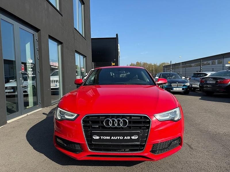 Begagnad Audi A5 S-Line 177 HK (130 kW) 2013 Röd Sportkupé