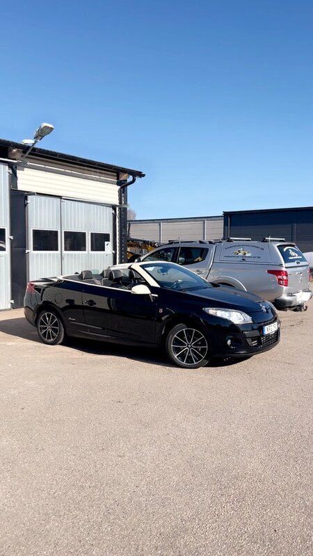 Svart Begagnad 2013 Renault Mégane Cabriolet Cab | 95 000 kr - Bild 1/4