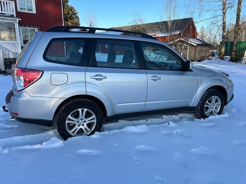 Begagnad Subaru Forester 147 HK (108 kW) 2010 SUV
