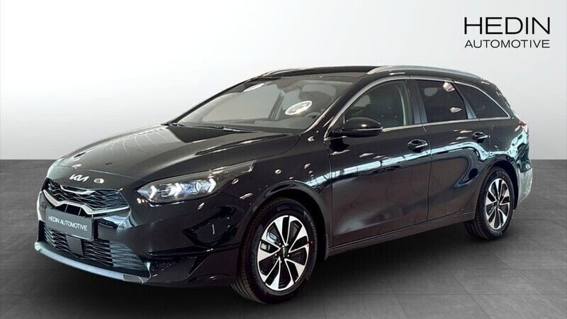 Ny 2025 Kia Ceed Sportswagon 3 Kombi | 292 000 kr (Marknadspris) - Bild 1/4
