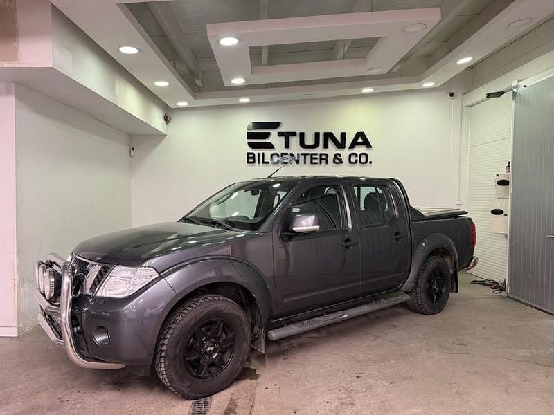 Grå Begagnad 2012 Nissan Navara Pickup | 99 900 kr (Marknadspris) - Bild 1/4