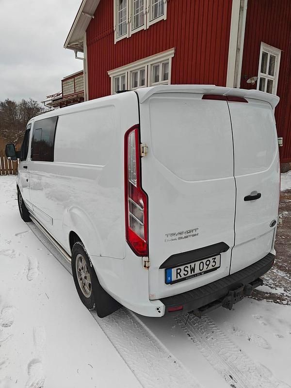 Begagnad Ford Transit Custom 125 HK (91 kW) 2015 Van