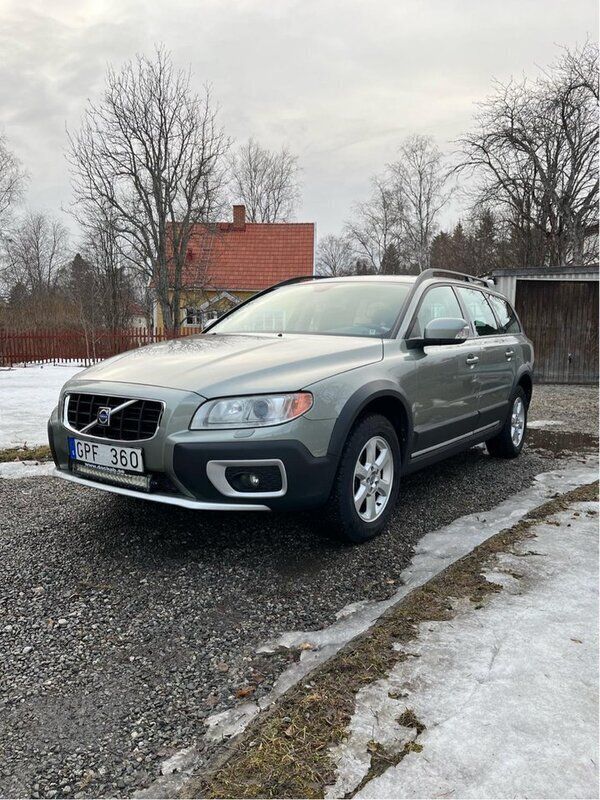 Grön Begagnad 2008 Volvo XC70 Momentum SUV | 68 000 kr (Superpris) - Bild 1/4
