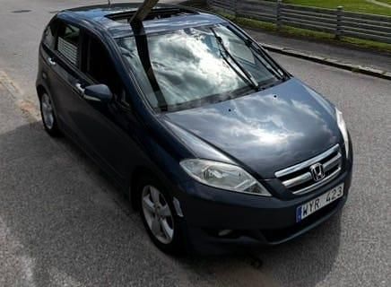 Begagnad 2005 Honda FR-V Minibuss | 10 000 kr - Bild 1/4