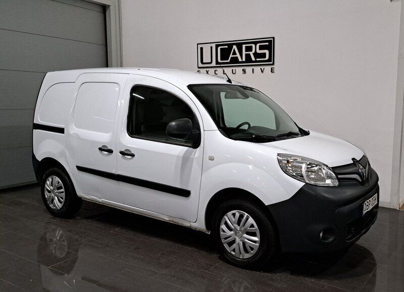 Vit Begagnad 2021 Renault Kangoo Minibuss | 129 500 kr (Marknadspris) - Bild 1/4