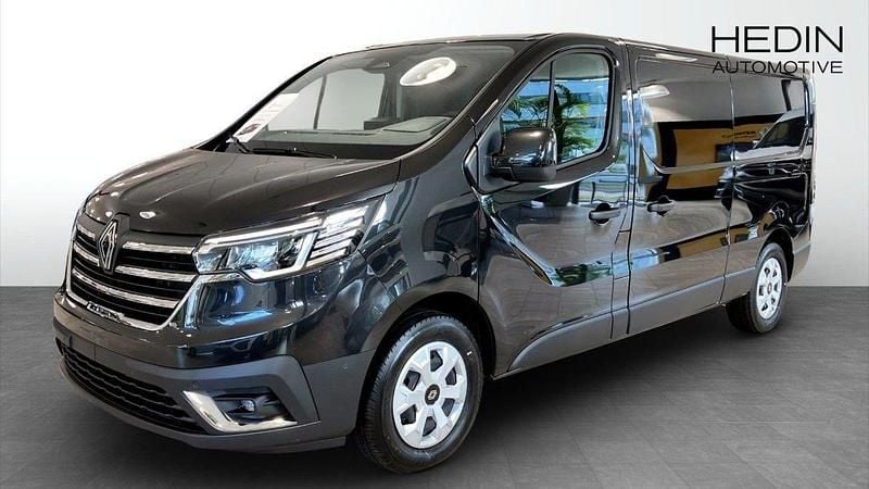 Svart (black) Ny 2025 Renault Trafic Van | 418 625 kr (Bra pris) - Bild 1/4