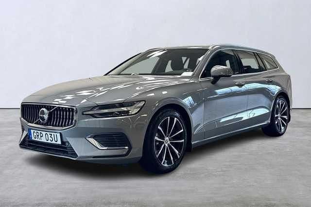 Begagnad Volvo V60 Plus 355 HK (261 kW) 2024 Grå Kombi
