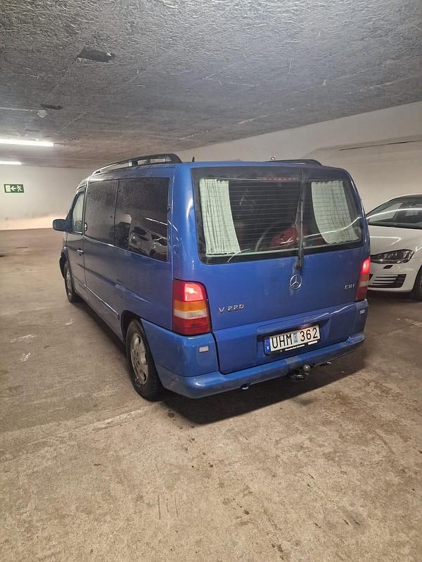 Begagnad Mercedes Viano 122 HK (89 kW) 2003 Minibuss