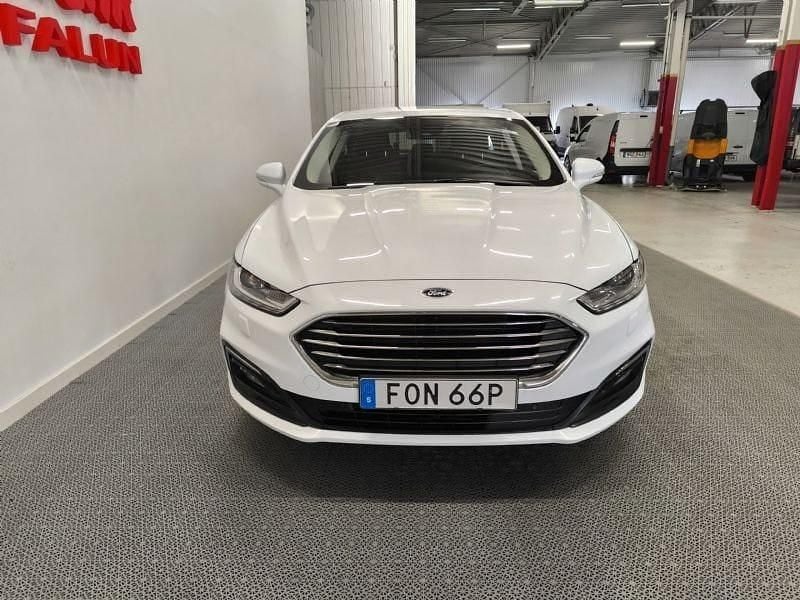 Begagnad Ford Mondeo Titanium 191 HK (140 kW) 2019 Vit Kombi