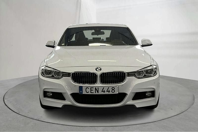 Begagnad BMW 330 M Sport 252 HK (185 kW) 2018 Vit Sedan