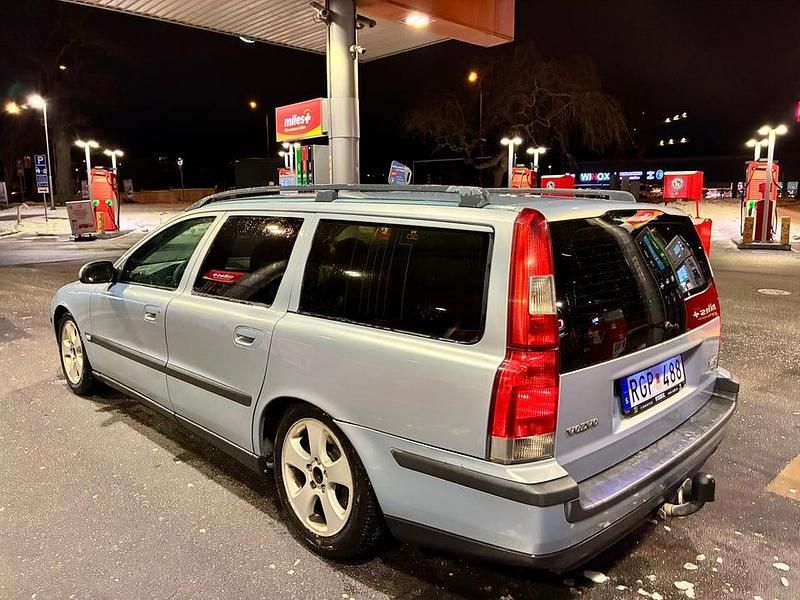 Begagnad Volvo V70 250 HK (183 kW) 2000 Kombi