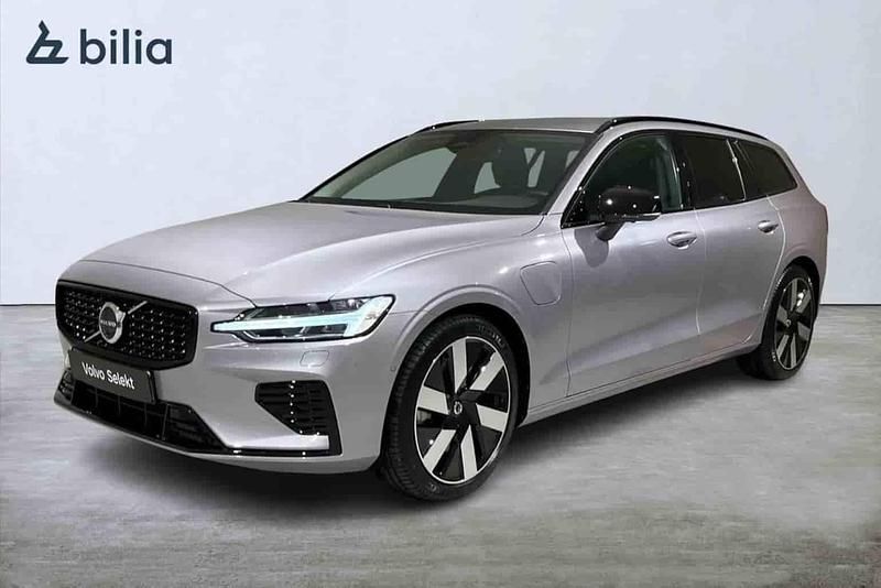 Silver Begagnad 2026 Volvo V60 Kombi | 539 000 kr (Dyr) - Bild 1/1