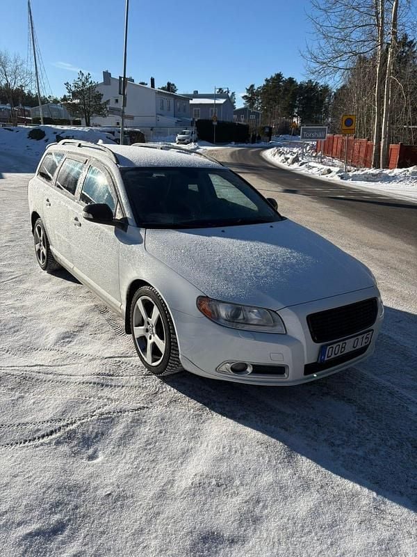 Begagnad Volvo V70 163 HK (119 kW) 2011 Kombi