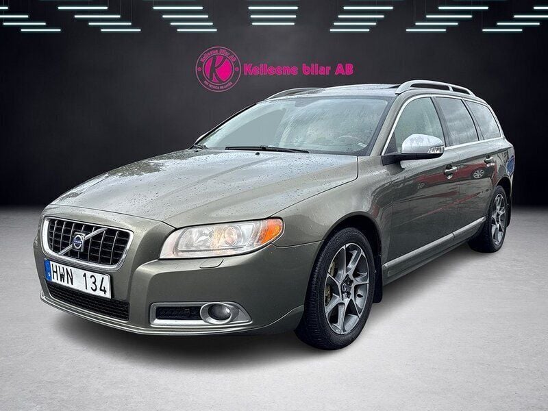 Grön Begagnad 2008 Volvo V70 Summum Kombi | 69 900 kr (Marknadspris) - Bild 1/4