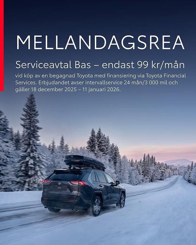 Silver Begagnad 2025 Toyota Corolla Cross Active SUV | 349 900 kr (Marknadspris) - Bild 1/2