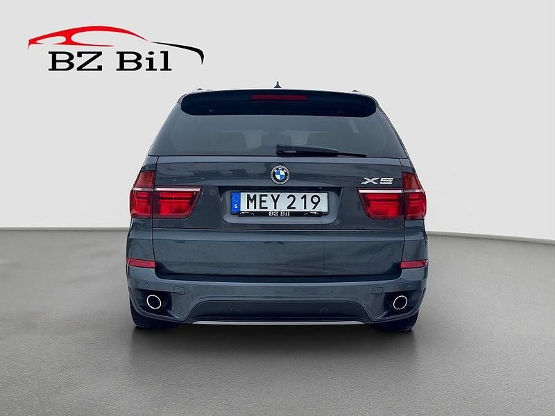 Begagnad BMW X5 306 HK (225 kW) 2011 Grå SUV