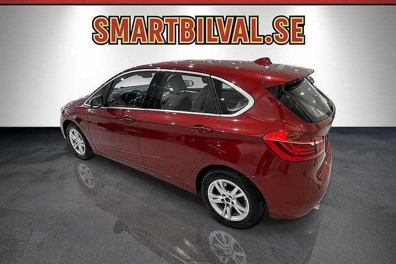 Begagnad BMW 218 Active Tourer Luxury Line 136 HK (100 kW) 2015 Rödmetallic Minibuss