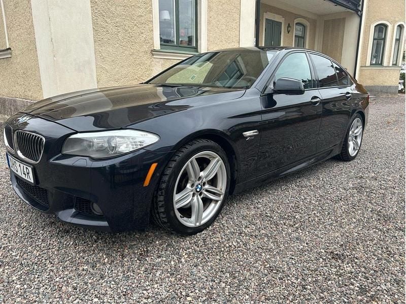 Blå Begagnad 2011 BMW 535 M Sport Sedan | 117 000 kr (Superpris) - Bild 1/4