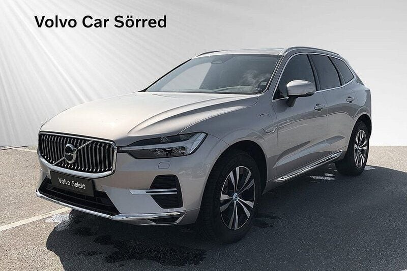 Ljusgrå Begagnad 2024 Volvo XC60 Core SUV | 539 900 kr (Bra pris) - Bild 1/3