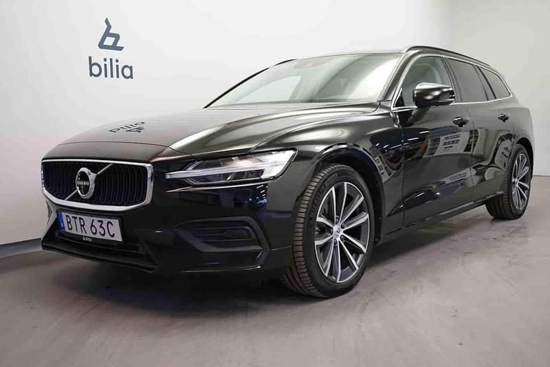 Svart Begagnad 2022 Volvo V60 Kombi | 329 500 kr (Marknadspris) - Bild 1/1