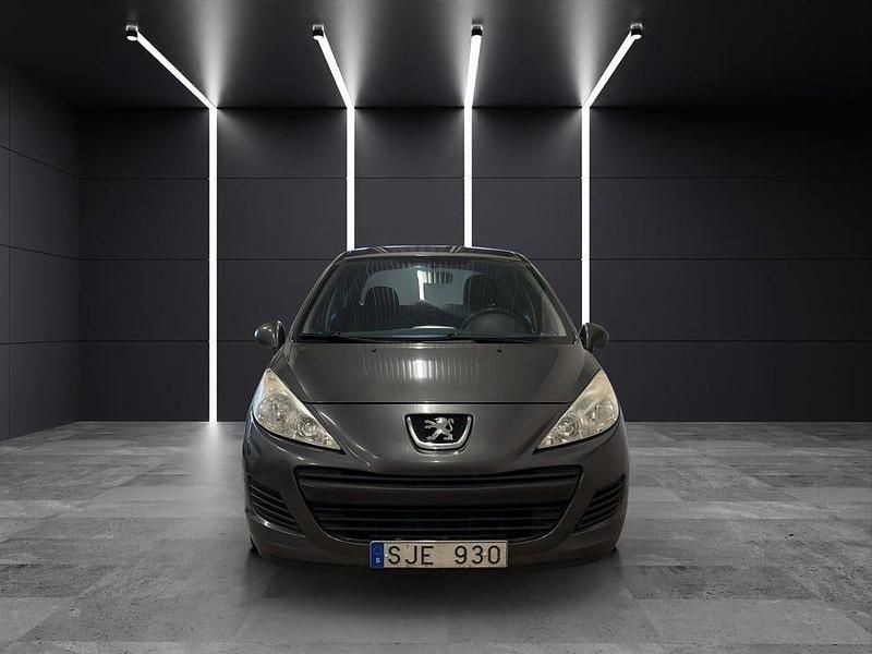 Begagnad Peugeot 207 95 HK (69 kW) 2010 Grå Halvkombi