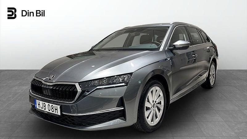 Grå Begagnad 2025 Skoda Octavia Selection Kombi | 304 900 kr (Bra pris) - Bild 1/4