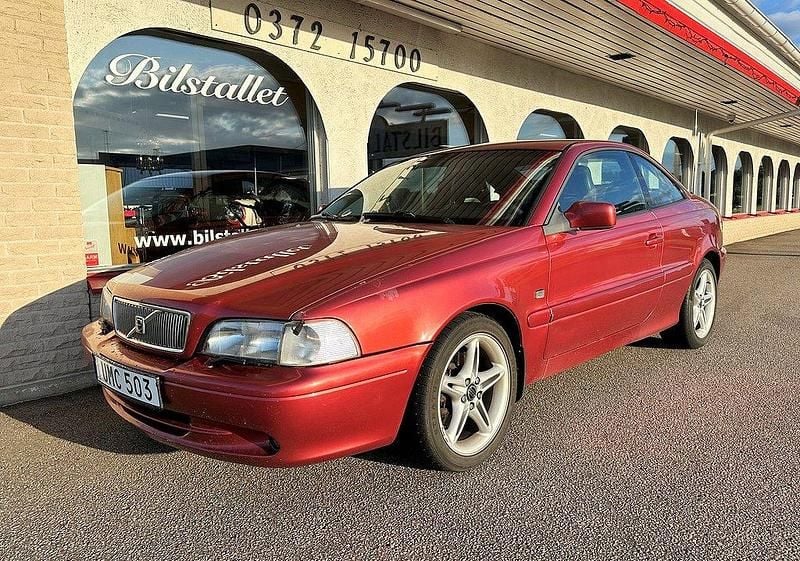 Ljusröd Begagnad 1998 Volvo C70 | 29 900 kr - Bild 1/4