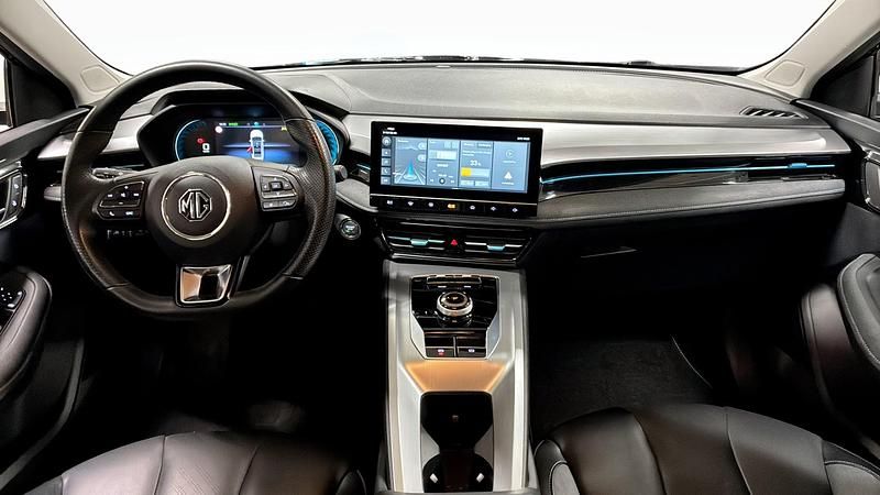 Begagnad MG MG5 EV Long Range 11 kW (15 HK) 2022 Svart Kombi