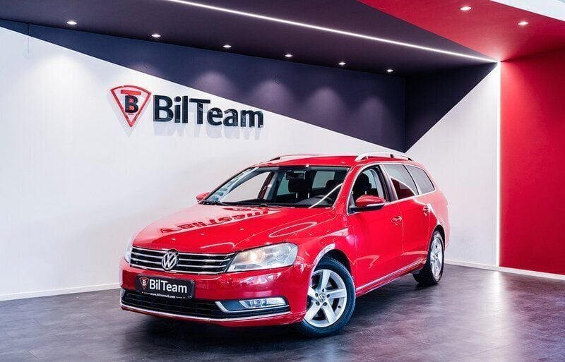 Begagnad VW Passat 141 HK (103 kW) 2013 Röd Kombi