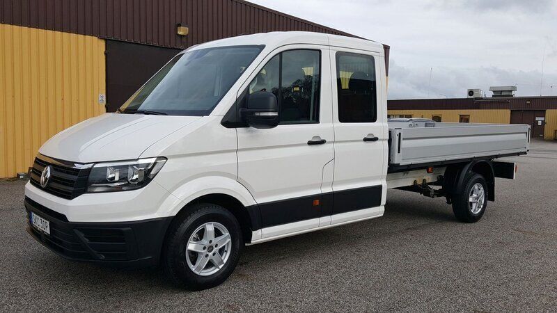 Vit Begagnad 2023 VW Crafter Van | 609 000 kr - Bild 1/4