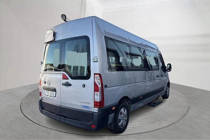 Begagnad Nissan NV400 125 HK (91 kW) 2015 Silver Van
